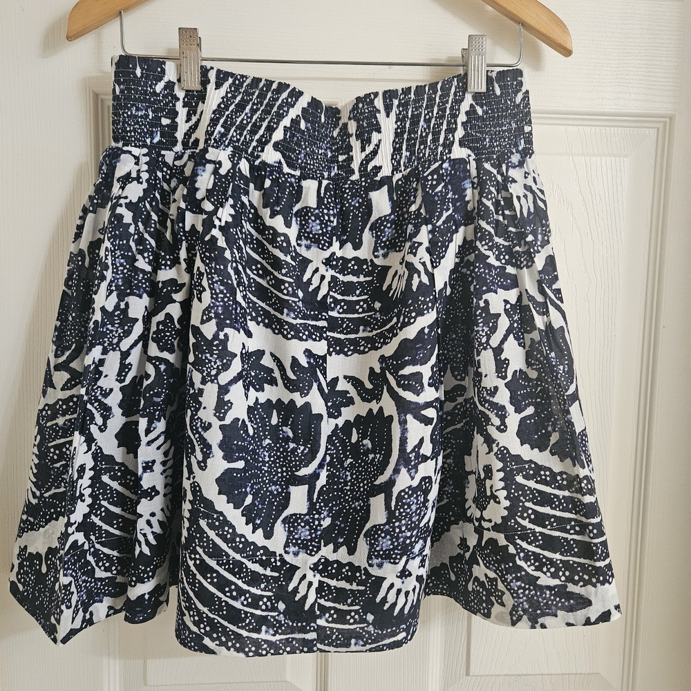Banana Republic Navy and White A-Line Skirt